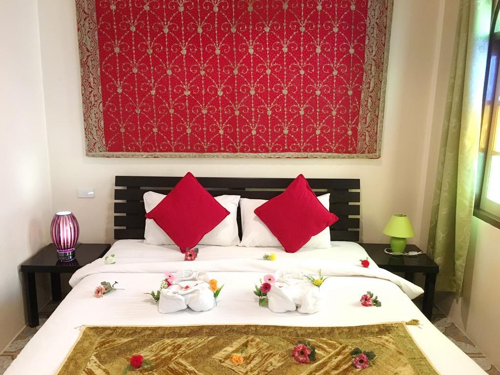 Goldsea Beach Patong Eksteriør billede